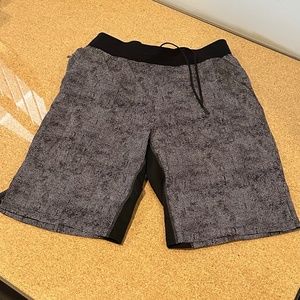 T.H.E. Linerless Short 9", Men's Sz L
